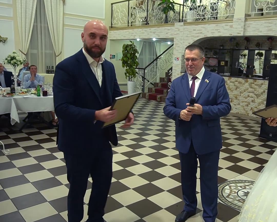 В Тюмени прошел благотворительный бал в стиле XIX века — фото 16